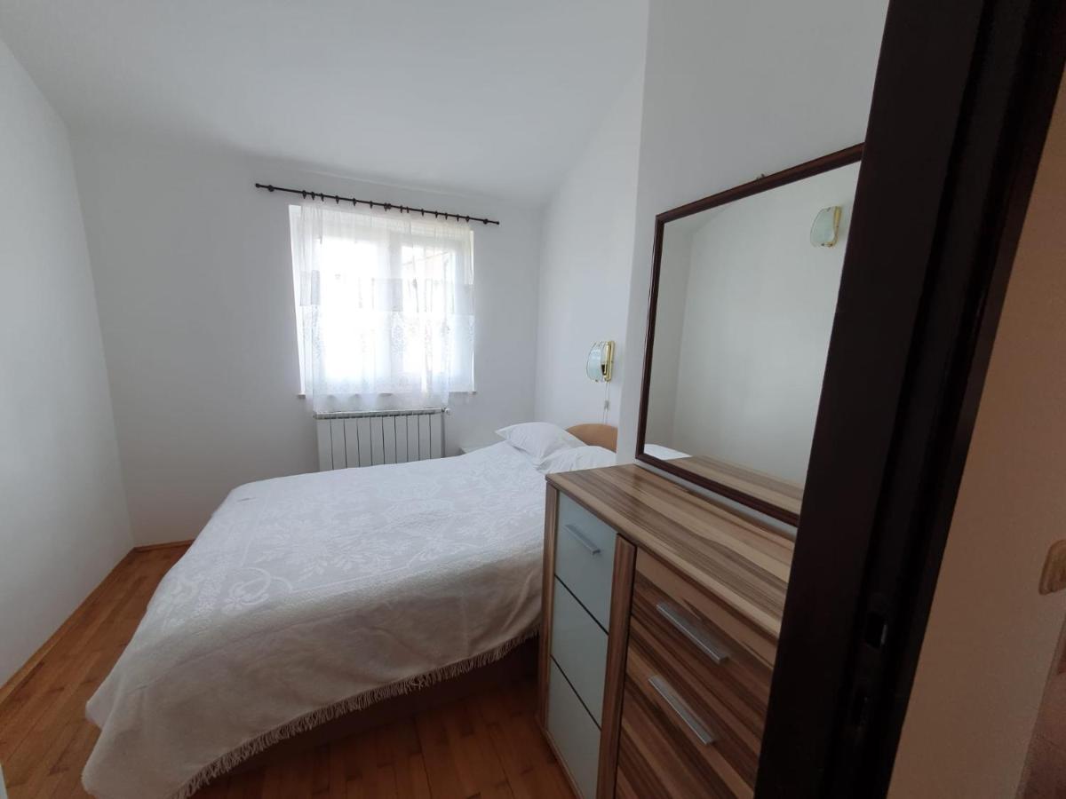 Apartment With Terace And Sea View Marica Krk Town Exterior foto
