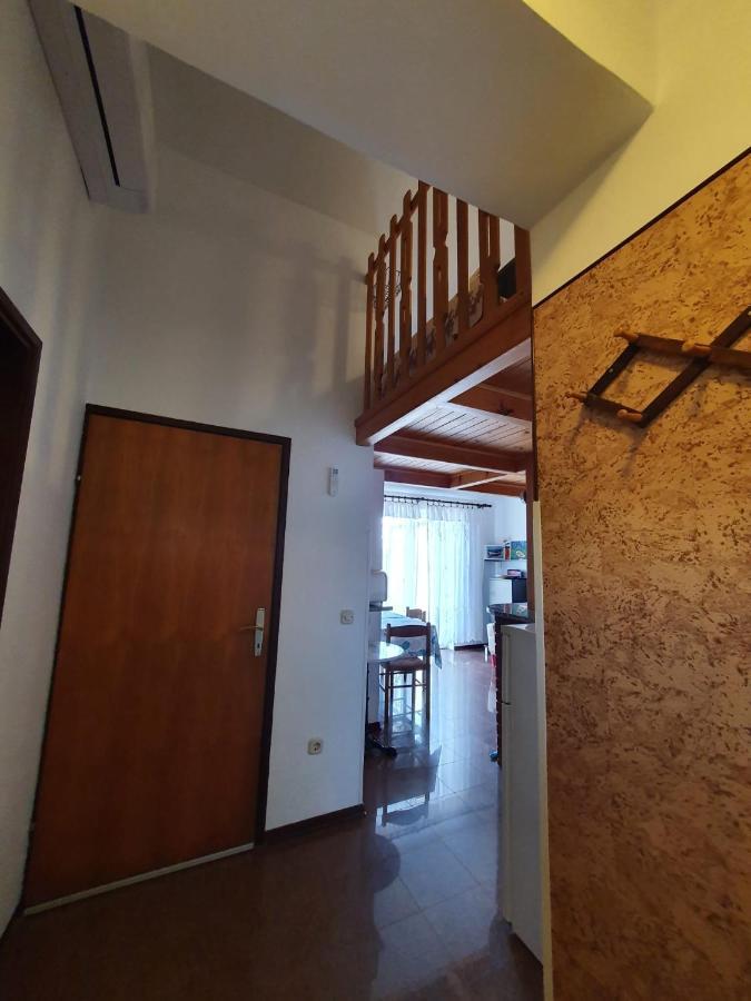 Apartment With Terace And Sea View Marica Krk Town Exterior foto