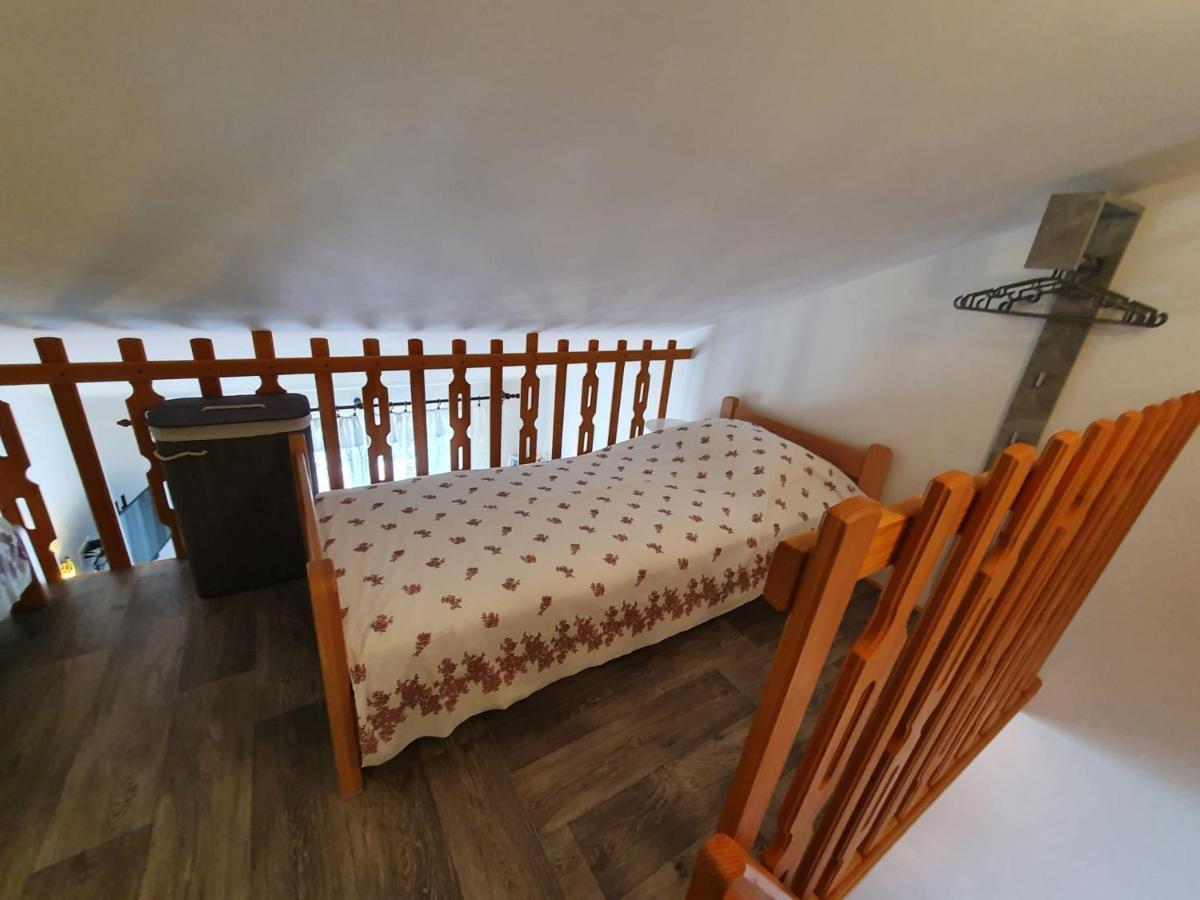 Apartment With Terace And Sea View Marica Krk Town Exterior foto
